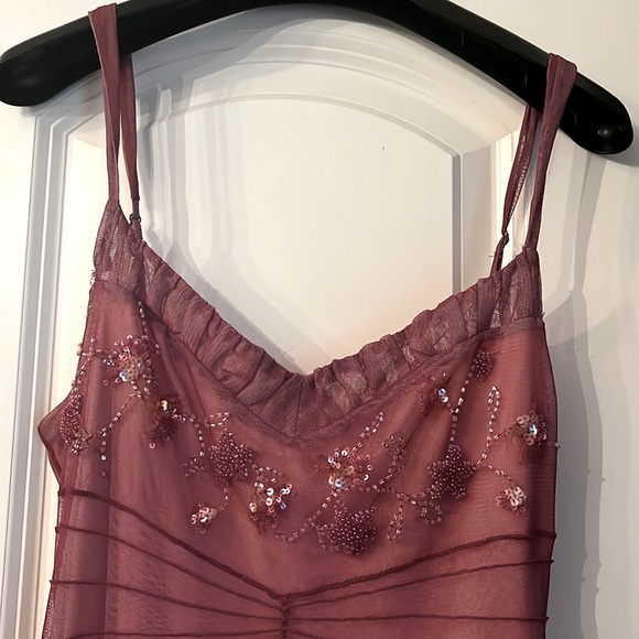 BCBG Max Azria sequin dress in burgundy color. - Picture 2 of 7